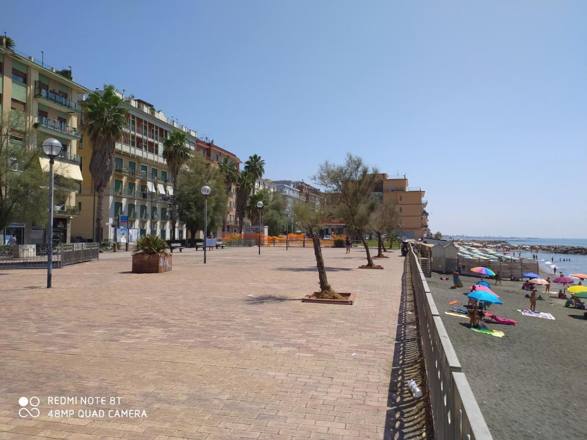 B & B Civico 6 Rooms Salerno Exteriér fotografie