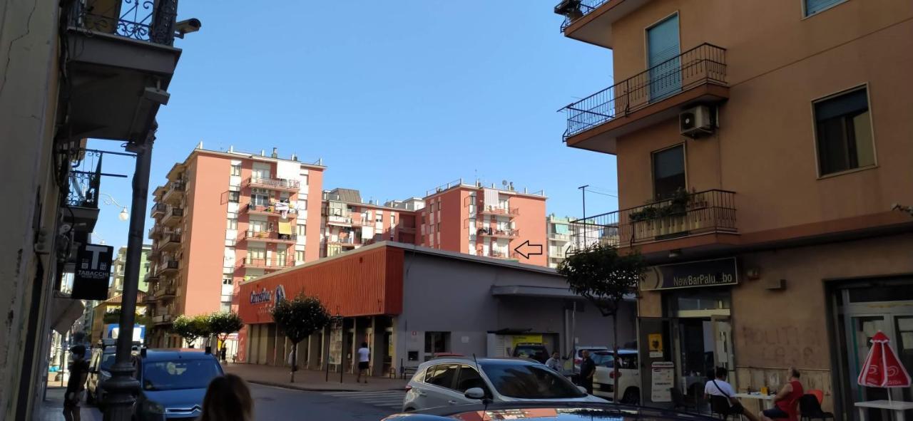 B & B Civico 6 Rooms Salerno Exteriér fotografie