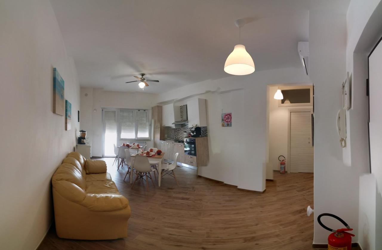 B & B Civico 6 Rooms Salerno Exteriér fotografie