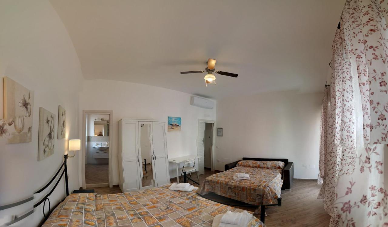 B & B Civico 6 Rooms Salerno Exteriér fotografie
