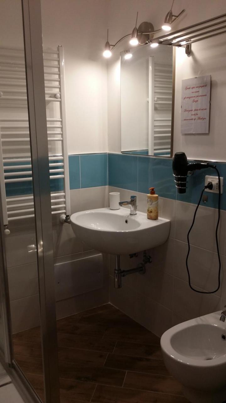 B & B Civico 6 Rooms Salerno Exteriér fotografie