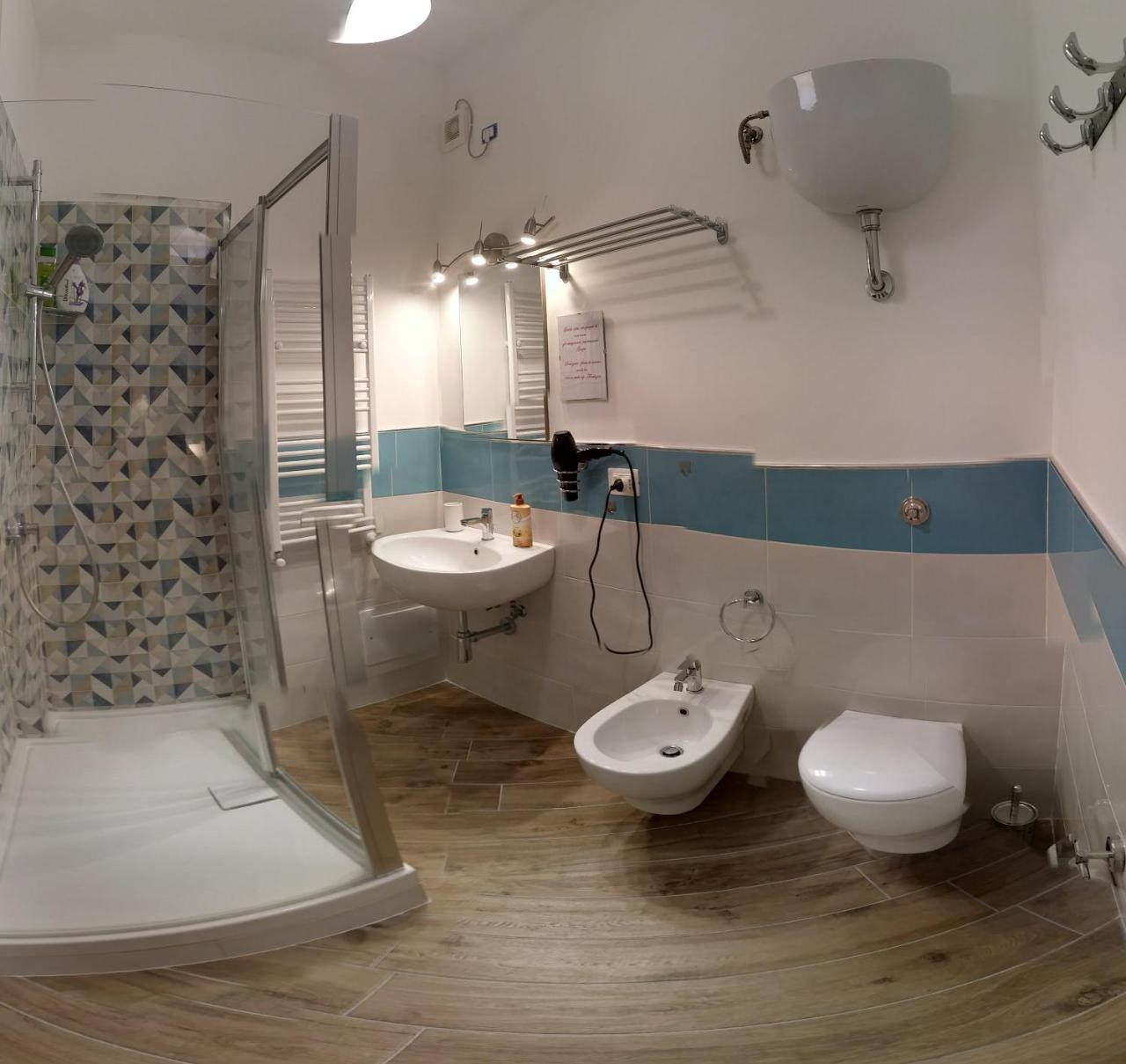B & B Civico 6 Rooms Salerno Exteriér fotografie